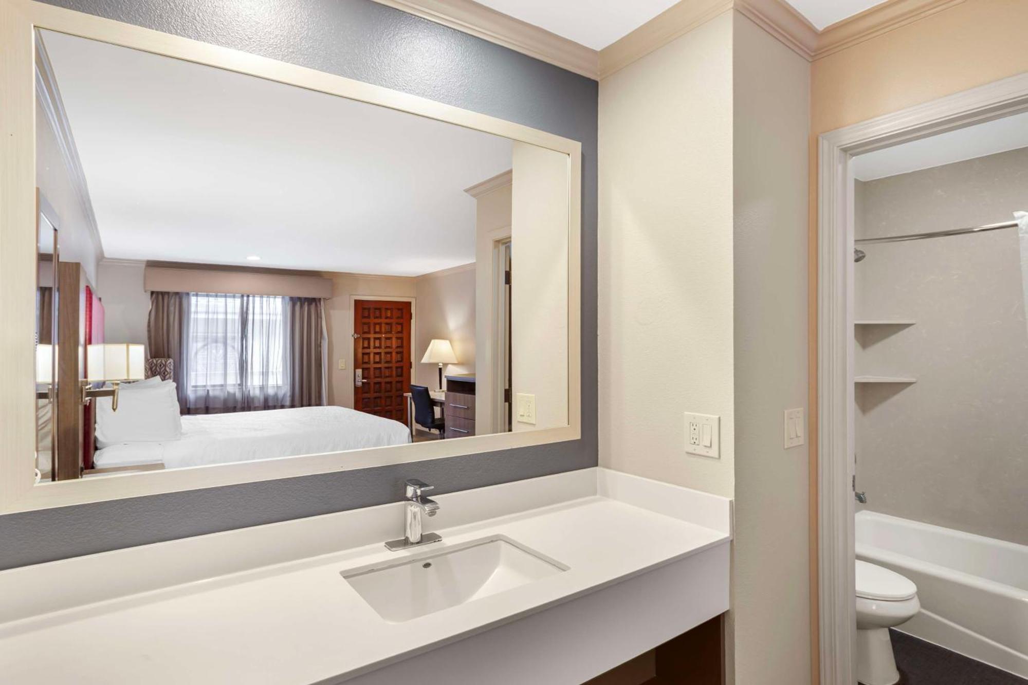 Western Locanda 3*