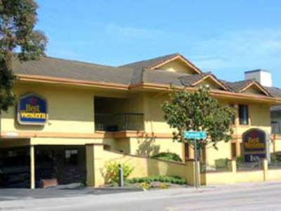 Western 3* Santa Cruz